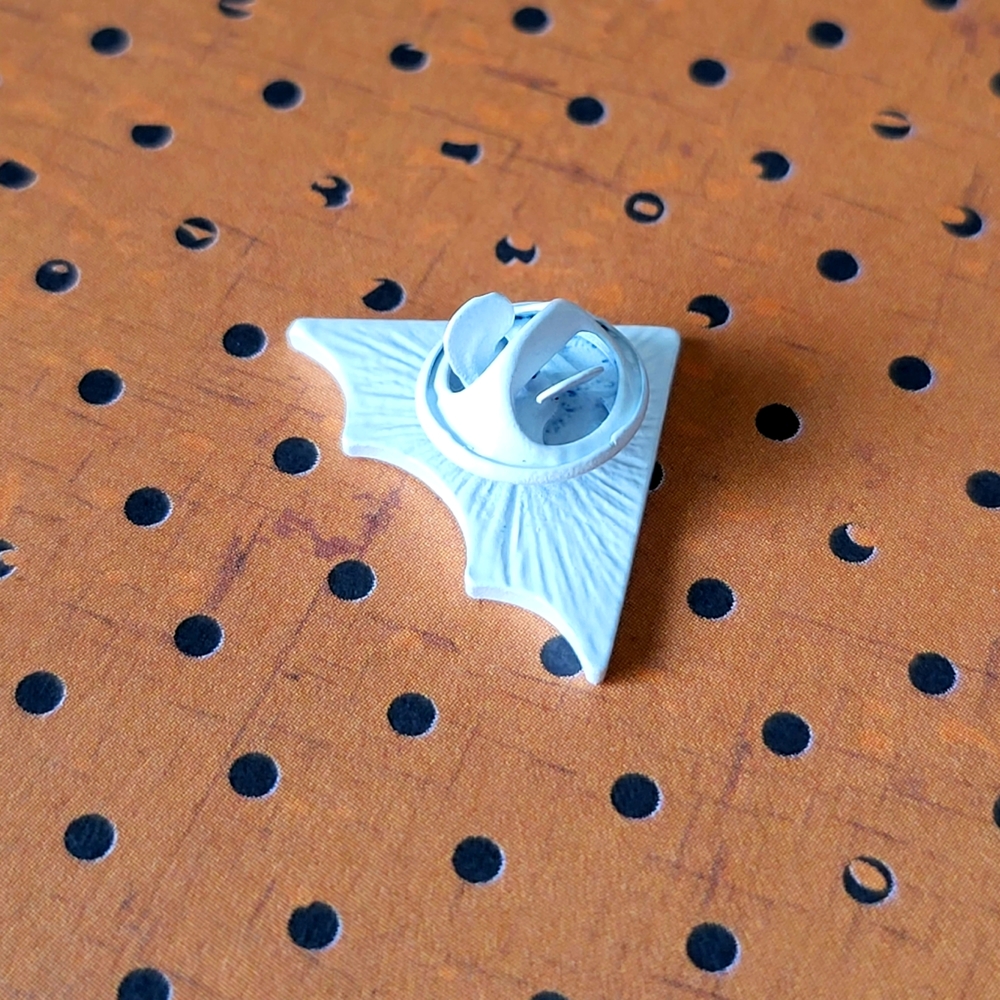 Spider Web Pin - Picture 2 of 2